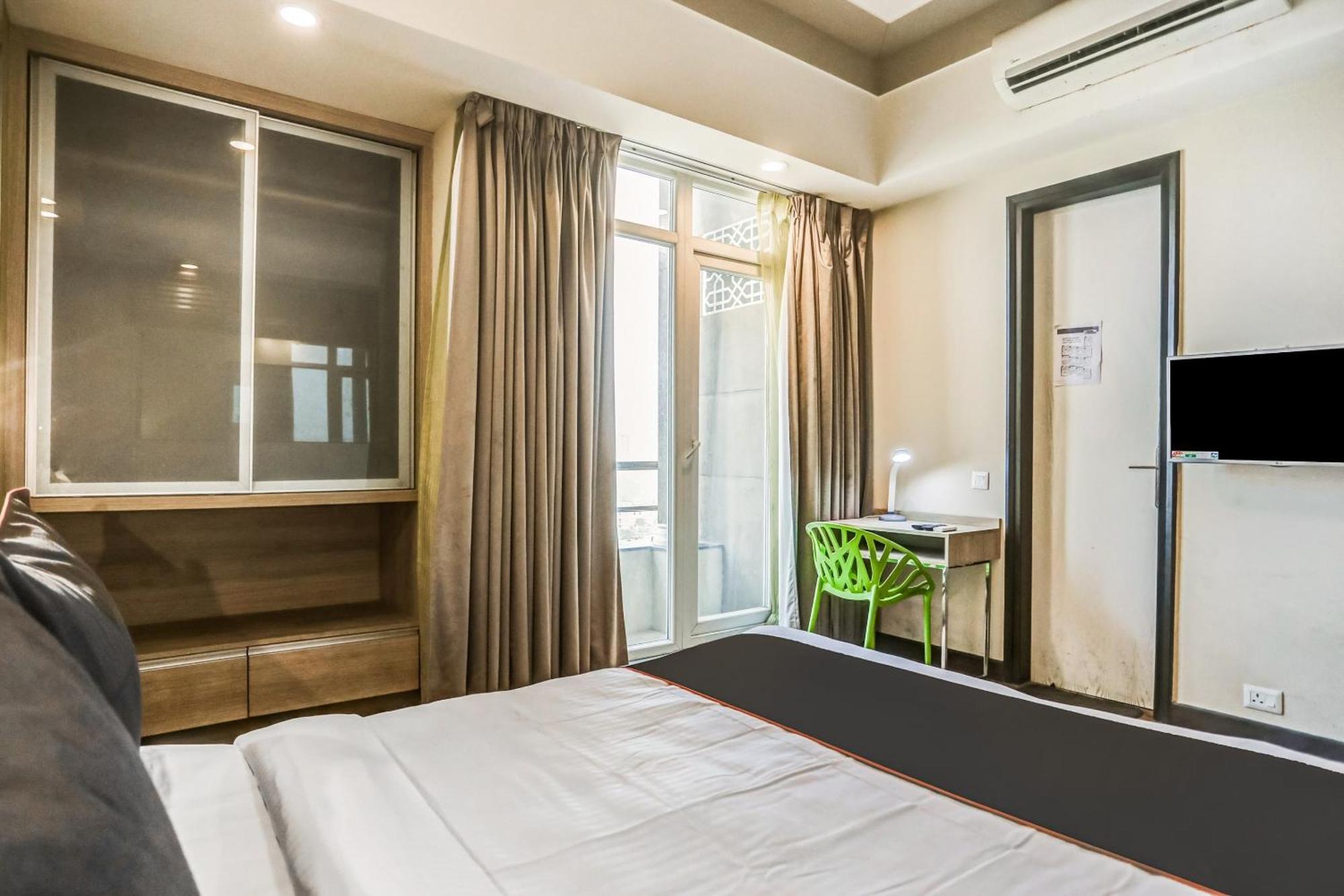 Collection O Limewood Stay Gurgaon Bagian luar foto