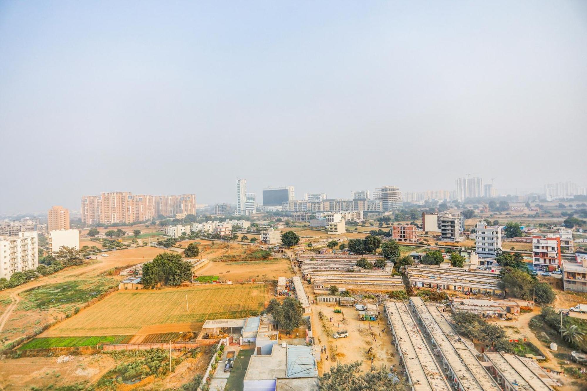 Collection O Limewood Stay Gurgaon Bagian luar foto