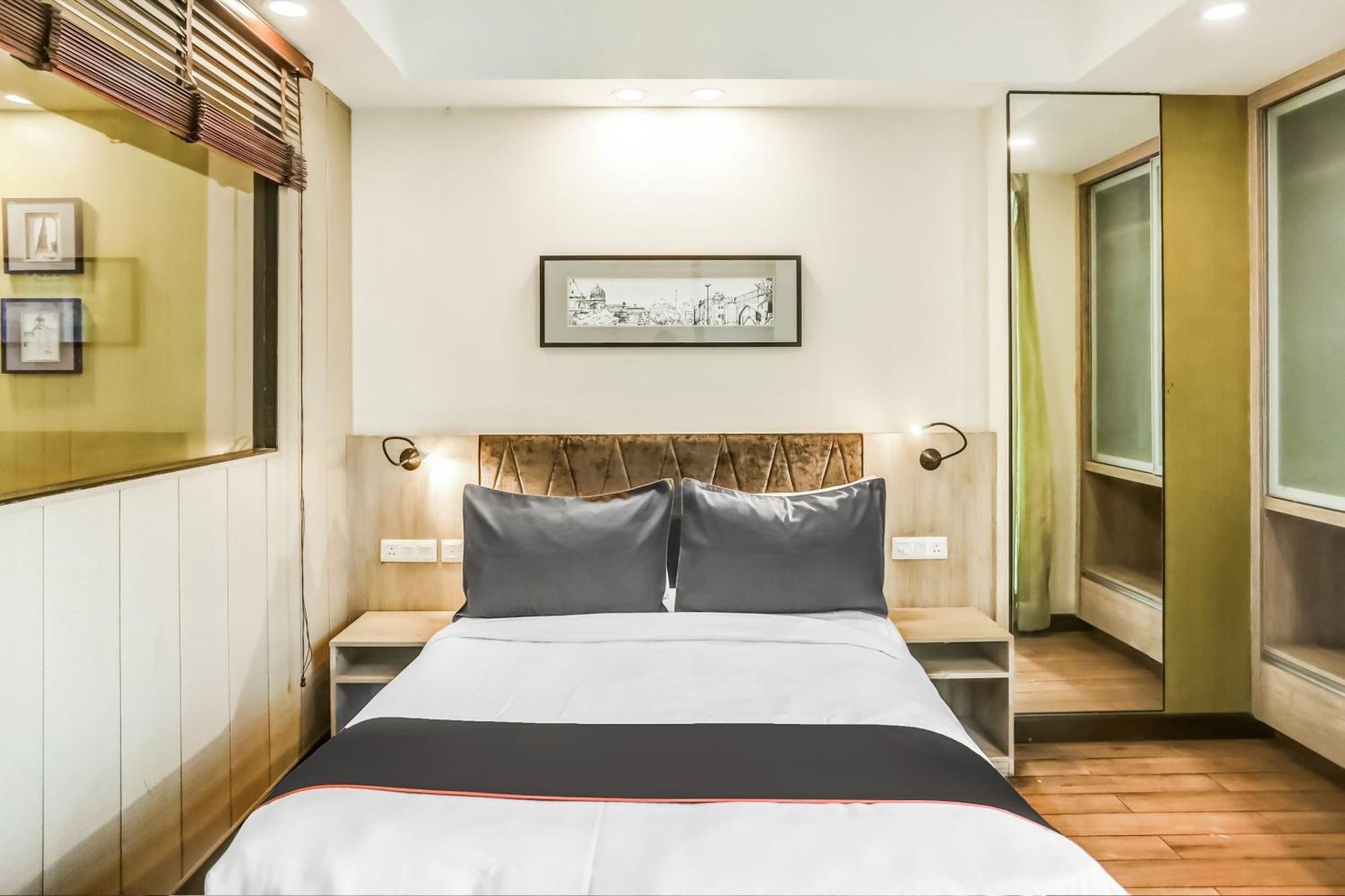 Collection O Limewood Stay Gurgaon Bagian luar foto